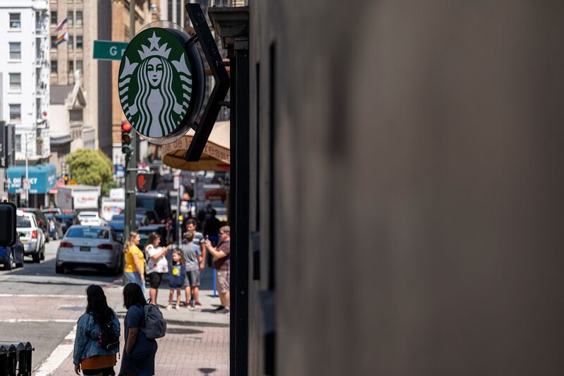 Al cierre del 2020, la compañía mexicana presentó el cierre de 69 restaurantes. Al cierre del 2020, la compañía mexicana presentó el cierre de 69 restaurantes.