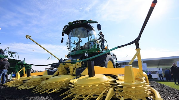 Retomada no agro? Deere eleva guidance para até US$ 5 bi, acima do esperado Retomada no agro? Deere eleva guidance para até US$ 5 bi, acima do esperado