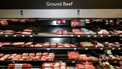 Trump reduz tarifas sobre a carne moída, beneficiando exportadores do Brasil Trump reduz tarifas sobre a carne moída, beneficiando exportadores do Brasil