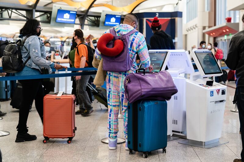 EUA tem cancelamento de voos por covid e mau tempo EUA tem cancelamento de voos por covid e mau tempo