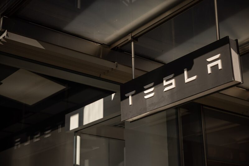 Una sala de exposición de Tesla en Nueva York, EE.UU., el martes 2 de enero de 2023. Una sala de exposición de Tesla en Nueva York, EE.UU., el martes 2 de enero de 2023.