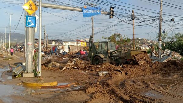 Gobierno declara emergencia en Guerrero por huracán Otis, pero no como categoría 5 Gobierno declara emergencia en Guerrero por huracán Otis, pero no como categoría 5