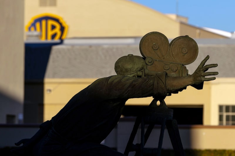 Sede da Warner Bros. em Burbank, Califórnia: estúdio centenário no centro da disputa entre Netflix e Paramount Sede da Warner Bros. em Burbank, Califórnia: estúdio centenário no centro da disputa entre Netflix e Paramount