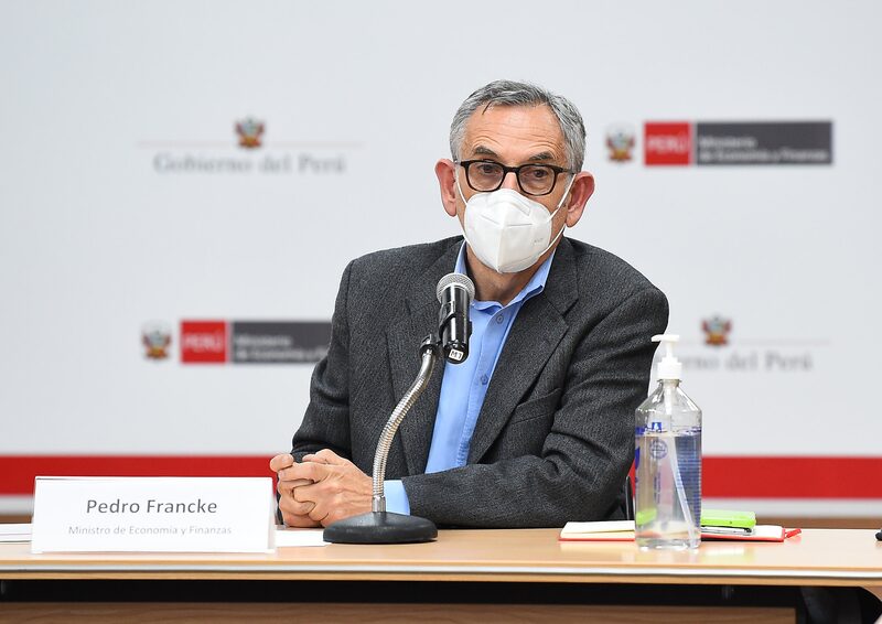 Perú: Pedro Castillo estaría evaluando a ministro de Economía en cambio de gabinete. Perú: Pedro Castillo estaría evaluando a ministro de Economía en cambio de gabinete.