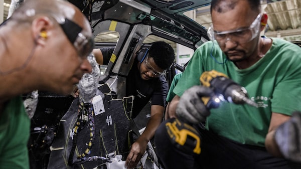 Actividad económica de Brasil sorprende con un crecimiento en medio del debate sobre las tasas Actividad económica de Brasil sorprende con un crecimiento en medio del debate sobre las tasas