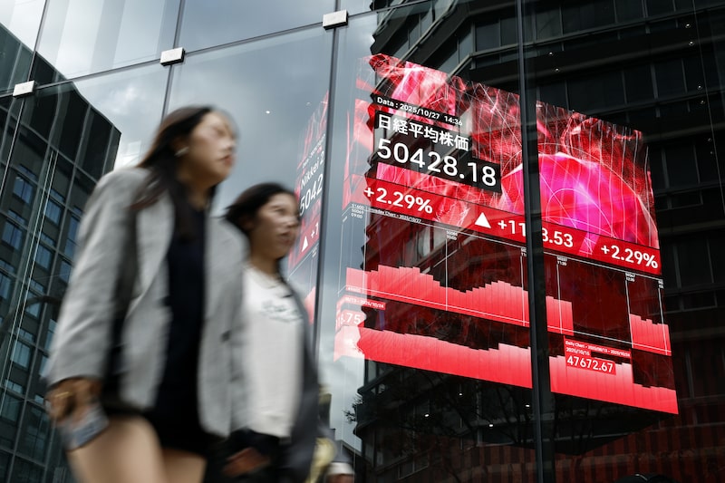 Japans Nikkei Breaks Key 50,000 Level Ahead of Trump Meeting Japans Nikkei Breaks Key 50,000 Level Ahead of Trump Meeting