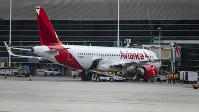 Avianca sai do ‘Capítulo 11′ após levantar US$ 1,7 bi de recursos novos Avianca sai do ‘Capítulo 11′ após levantar US$ 1,7 bi de recursos novos