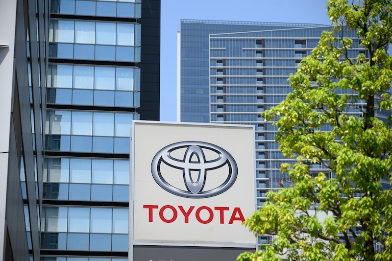 Toyota Sales Fall for Seventh Straight Month on China Slump Toyota Sales Fall for Seventh Straight Month on China Slump