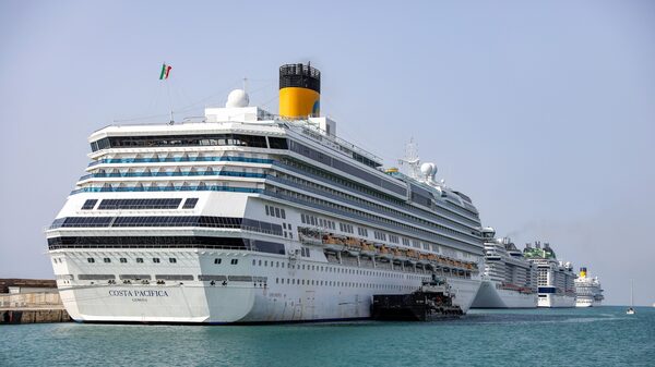 Carnival Cruise Passengers Are Partying Harder on Board Carnival Cruise Passengers Are Partying Harder on Board