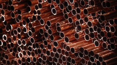 El cobre alcanza los US$12.000 por primera vez: ¿qué esperar en 2026? El cobre alcanza los US$12.000 por primera vez: ¿qué esperar en 2026?