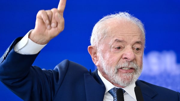 Lula amplía su ventaja sobre Flávio Bolsonaro a tres meses de las elecciones en Brasil Lula amplía su ventaja sobre Flávio Bolsonaro a tres meses de las elecciones en Brasil
