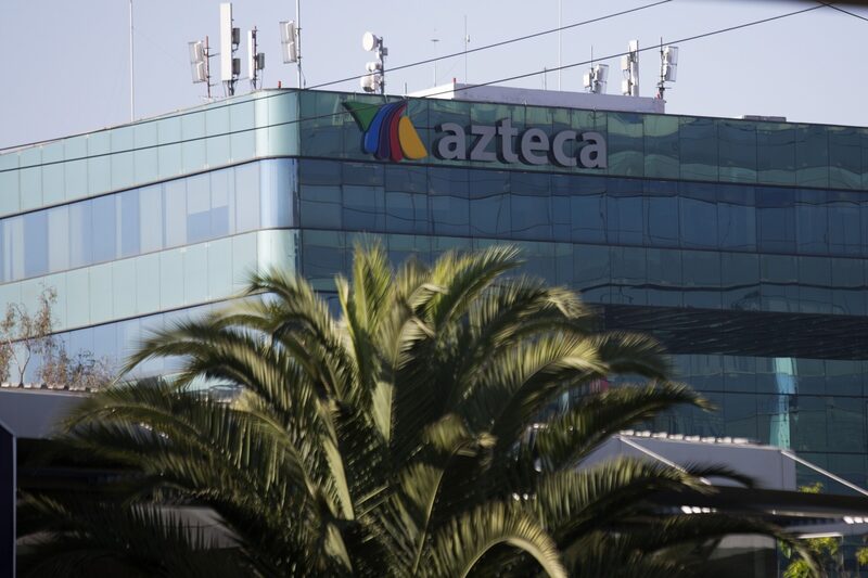Em 21 de março, veio à tona que um grupo de credores tentava forçar a TC Azteca a abrir falência por inadimplência, segundo a Bloomberg Em 21 de março, veio à tona que um grupo de credores tentava forçar a TC Azteca a abrir falência por inadimplência, segundo a Bloomberg