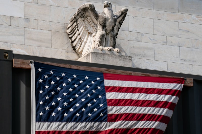 Prédio do Federal Reserve em Washington DC: FOMC segue com divisões sobre os próximos passos da política monetária (Foto: Al Drago/Bloomberg) Prédio do Federal Reserve em Washington DC: FOMC segue com divisões sobre os próximos passos da política monetária (Foto: Al Drago/Bloomberg)