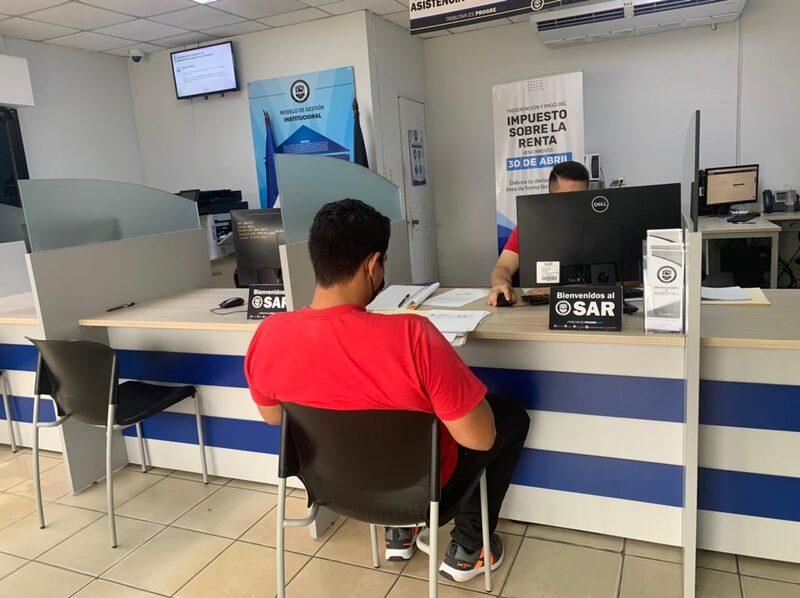 El Servicio de Administración de Rentas (SAR) es la entidad a cargo de la redacción del anteproyecto de ley para revisar las exoneraciones. El Servicio de Administración de Rentas (SAR) es la entidad a cargo de la redacción del anteproyecto de ley para revisar las exoneraciones.