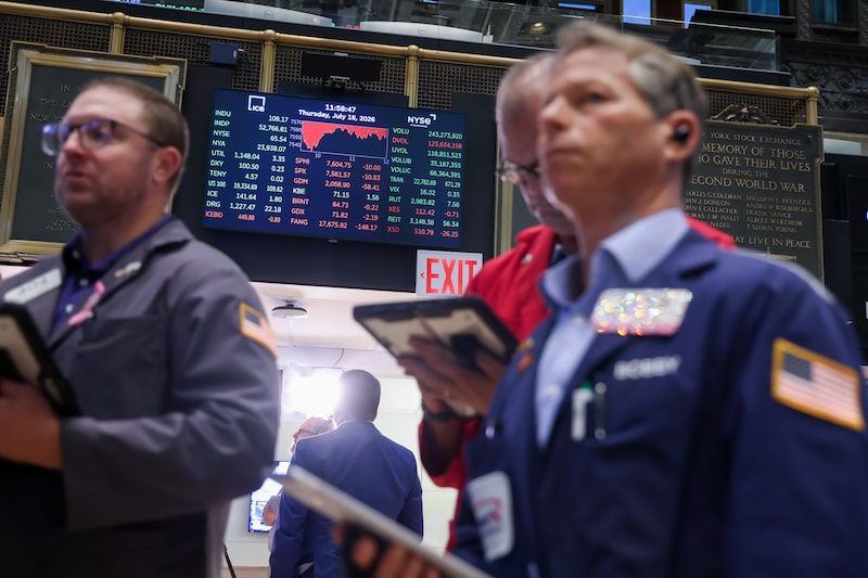 Traders work during the Csquare Inc. initial public offering (IPO) on the floor of the New York Stock Exchange (NYSE) in New York, US, on Thursday, July 16, 2026. Csquare Inc. shares slumped after the data center company raised $1.05 billion in its initial public offering. Photographer: Michael Nagle/Bloomberg Traders work during the Csquare Inc. initial public offering (IPO) on the floor of the New York Stock Exchange (NYSE) in New York, US, on Thursday, July 16, 2026. Csquare Inc. shares slumped after the data center company raised $1.05 billion in its initial public offering. Photographer: Michael Nagle/Bloomberg