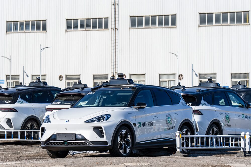 Flota de robotaxis de Baidu en Wuhan, tiene un costo por viaje para el pasajero de un tercio del viaje en un vehículo con conductor humano. Flota de robotaxis de Baidu en Wuhan, tiene un costo por viaje para el pasajero de un tercio del viaje en un vehículo con conductor humano.