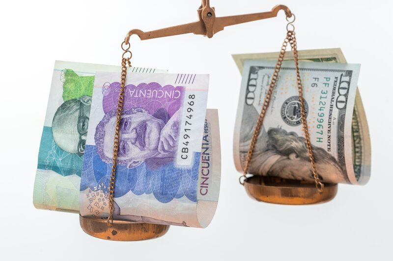 Un análisis del banco señala que una victoria de Iván Cepeda en 2026 mantendría elevado el riesgo político local, además ser poco probable que mejoren los fundamentos del mercado de divisas. Un análisis del banco señala que una victoria de Iván Cepeda en 2026 mantendría elevado el riesgo político local, además ser poco probable que mejoren los fundamentos del mercado de divisas.