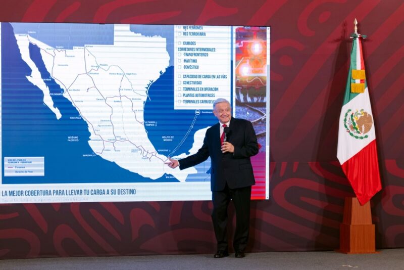 En una medida que conmocionó México, el presidente se apoderó de una sección de las vías férreas de Grupo México en el estado de Veracruz. Declarando el tramo como de “de utilidad pública”, lo transfirió a una entidad gubernamental. Imagen (Gobierno de México) En una medida que conmocionó México, el presidente se apoderó de una sección de las vías férreas de Grupo México en el estado de Veracruz. Declarando el tramo como de “de utilidad pública”, lo transfirió a una entidad gubernamental. Imagen (Gobierno de México)