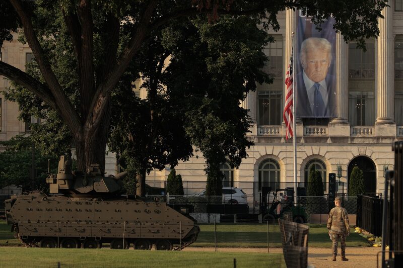Trump, que celebra el sábado su 79 cumpleaños, es el impulsor del desfile por la Avenida de la Constitución de Washington. Trump, que celebra el sábado su 79 cumpleaños, es el impulsor del desfile por la Avenida de la Constitución de Washington.