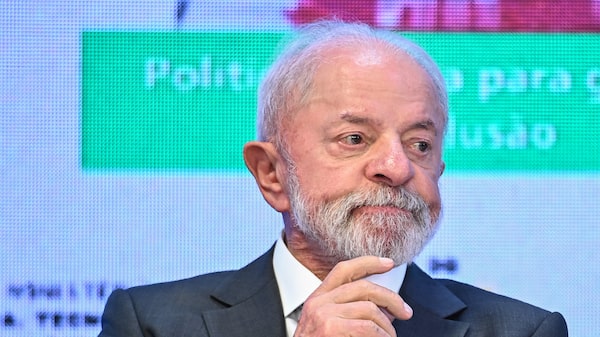 Lula aventaja a Flavio Bolsonaro por cinco puntos de cara a las elecciones en Brasil Lula aventaja a Flavio Bolsonaro por cinco puntos de cara a las elecciones en Brasil