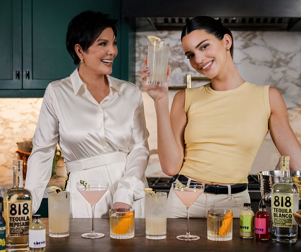 818 Tequila, fundada por Kendall Jenner, hija de Kris Jenner. 818 Tequila, fundada por Kendall Jenner, hija de Kris Jenner.