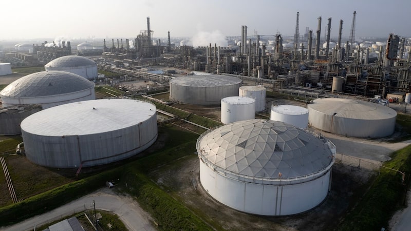 Pemex registra derrame de diésel en refinería Deer Park Pemex registra derrame de diésel en refinería Deer Park