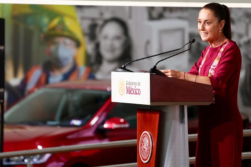 La presidenta de México, Claudia Sheinbaum, en un evento para anunciar el proyecto de ensamble de General Motors en México La presidenta de México, Claudia Sheinbaum, en un evento para anunciar el proyecto de ensamble de General Motors en México