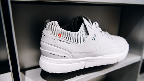 Fabricante de calçados apoiada pelo tenista Roger Federer busca IPO Fabricante de calçados apoiada pelo tenista Roger Federer busca IPO