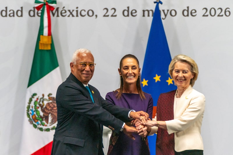 Antonio Costa, president of the European Council, from left, Claudia Sheinbaum, Mexico's president, and Ursula von der Leyen, president of the European Commission, during the EU-Mexico Summit at the National Palace in Mexico City, Mexico, on Friday, May 22, 2026. Mexican President Sheinbaum said the trade deal with the European Union to be signed on May 22 doesn't affect North America's free trade agreement, which is under review. Photographer: Stephania Corpi/Bloomberg Antonio Costa, president of the European Council, from left, Claudia Sheinbaum, Mexico's president, and Ursula von der Leyen, president of the European Commission, during the EU-Mexico Summit at the National Palace in Mexico City, Mexico, on Friday, May 22, 2026. Mexican President Sheinbaum said the trade deal with the European Union to be signed on May 22 doesn't affect North America's free trade agreement, which is under review. Photographer: Stephania Corpi/Bloomberg