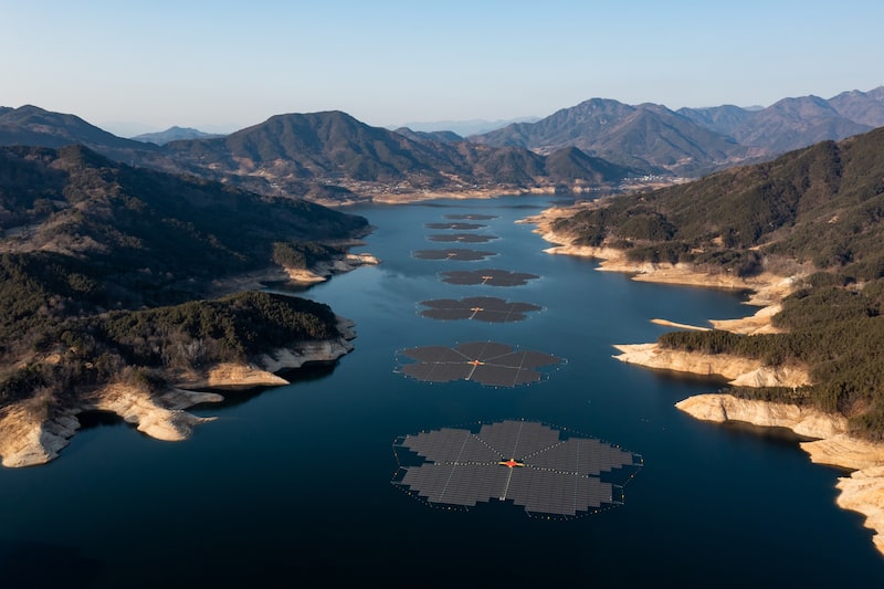 Paneles solares flotantes en Corea del Sur. Foto: SeongJoon Cho/Bloomberg Paneles solares flotantes en Corea del Sur. Foto: SeongJoon Cho/Bloomberg