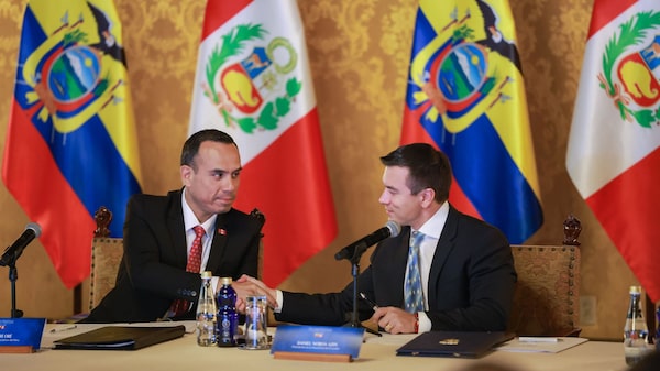 Perú y Ecuador acuerdan reforzar seguridad fronteriza y cooperación durante Gabinete Binacional Perú y Ecuador acuerdan reforzar seguridad fronteriza y cooperación durante Gabinete Binacional