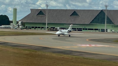 Alemã Fraport assume Jericoacoara e promete modernizar aeroporto da capital do kitesurfe Alemã Fraport assume Jericoacoara e promete modernizar aeroporto da capital do kitesurfe