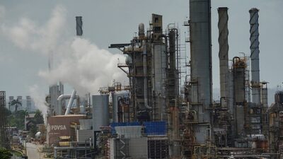 Trump anuncia tarifas de 25% a países que comprarem petróleo e gás da Venezuela Trump anuncia tarifas de 25% a países que comprarem petróleo e gás da Venezuela