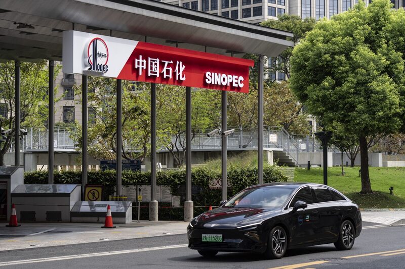 Grandes petroleras chinas planean un cambio hacia los nuevos combustibles y la química de alta gama Grandes petroleras chinas planean un cambio hacia los nuevos combustibles y la química de alta gama