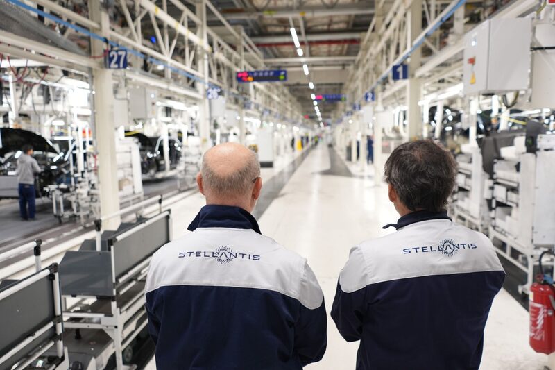 Doug Ostermann pediu demissão por motivos pessoais e vai ser substituído por João Laranjo, que havia assumido neste ano como chefe financeiro da América do Norte Doug Ostermann pediu demissão por motivos pessoais e vai ser substituído por João Laranjo, que havia assumido neste ano como chefe financeiro da América do Norte