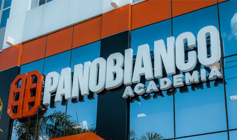 Unidade da Panobianco: rede abriu 17 academias líquidas em agosto e reduz distância para a líder do setor, segundo relatório mensal do Citi sobre o mercado fitness. Unidade da Panobianco: rede abriu 17 academias líquidas em agosto e reduz distância para a líder do setor, segundo relatório mensal do Citi sobre o mercado fitness.
