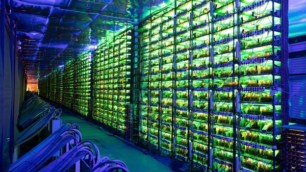 Mineros venden tokens mientras precio de Bitcoin intenta recuperarse Mineros venden tokens mientras precio de Bitcoin intenta recuperarse