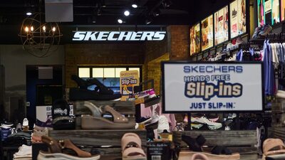 JPMorgan vai liderar venda de US$ 6,5 bi em dívida para compra da Skechers pela 3G JPMorgan vai liderar venda de US$ 6,5 bi em dívida para compra da Skechers pela 3G