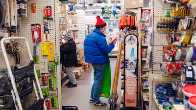 Optimismo de las pequeñas empresas de EE.UU. cae a su nivel más bajo en casi un año Optimismo de las pequeñas empresas de EE.UU. cae a su nivel más bajo en casi un año