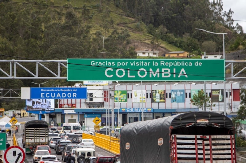 El puente Rumichaca, frontera de Colombia con Ecuador. El puente Rumichaca, frontera de Colombia con Ecuador.