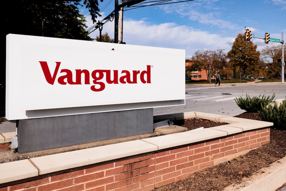 Vanguard signage outside the company's campus in Paoli, Pennsylvania, US, on Tuesday, Oct. 8, 2024. Vanguard Group Inc. sees more opportunities in the lowest rung of investment-grade bonds, even as spreads for triple-B notes reached their tightest since 1998 last week. Photographer: Hannah Beier/Bloomberg Vanguard signage outside the company's campus in Paoli, Pennsylvania, US, on Tuesday, Oct. 8, 2024. Vanguard Group Inc. sees more opportunities in the lowest rung of investment-grade bonds, even as spreads for triple-B notes reached their tightest since 1998 last week. Photographer: Hannah Beier/Bloomberg