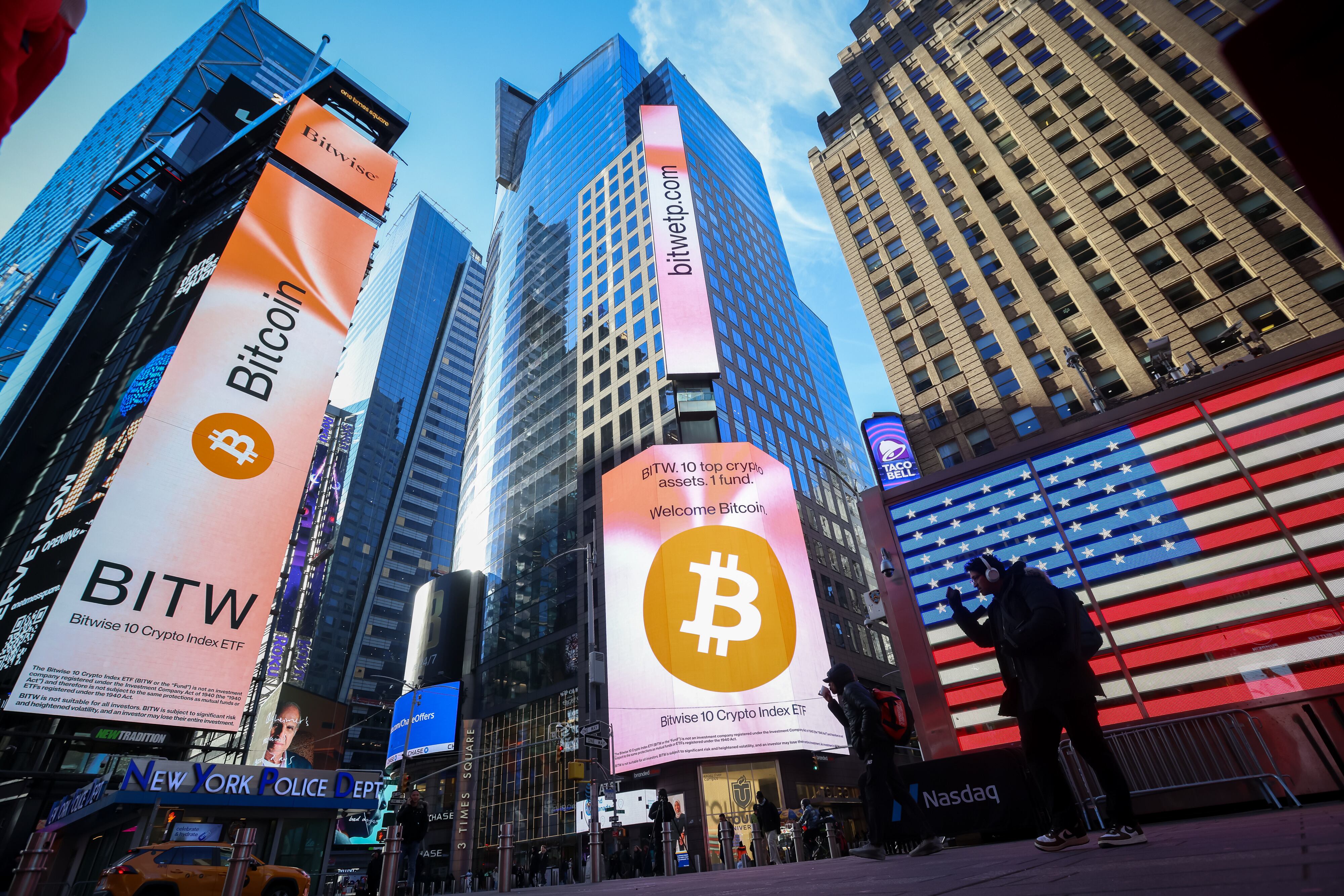 Auge cripto impulsado por Trump se desvanece en un año brutal para los  operadores minoristas.