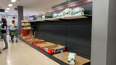 Entre filas, caos y rumores de ciberataque: así vivió España el gran apagón del lunes Entre filas, caos y rumores de ciberataque: así vivió España el gran apagón del lunes