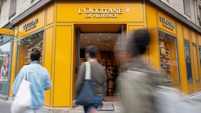 Bilionário dono da L’Occitane mira sucessão com segunda tentativa de fechar capital Bilionário dono da L’Occitane mira sucessão com segunda tentativa de fechar capital