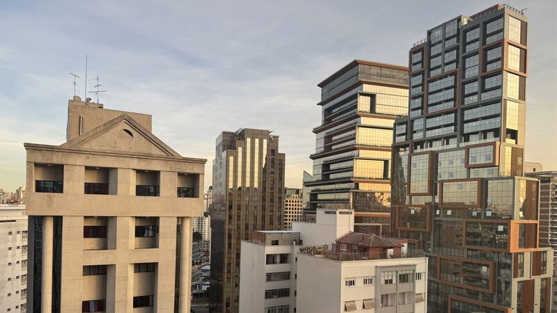 Loft supera las 300.000 transacciones inmobiliarias en el semestre y acelera con IA en Brasil Loft supera las 300.000 transacciones inmobiliarias en el semestre y acelera con IA en Brasil