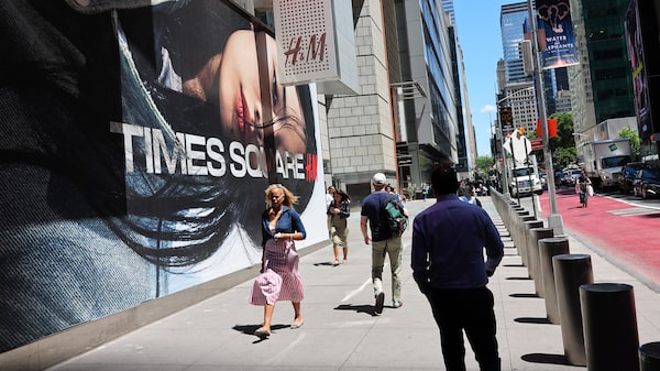 La crisis del costo de vida afecta las ventas de alimentos, automóviles y artículos de lujo La crisis del costo de vida afecta las ventas de alimentos, automóviles y artículos de lujo