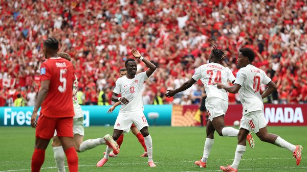Dilema canadiense en el Mundial: ir a Los Ángeles para alentar al equipo o boicotear a EE.UU. Dilema canadiense en el Mundial: ir a Los Ángeles para alentar al equipo o boicotear a EE.UU.