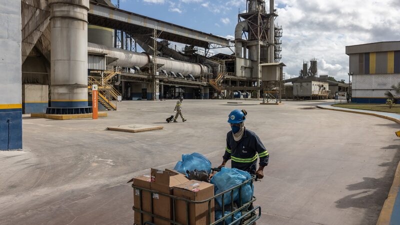 Votorantim avalia IPO de unidade de cimento em Nova York, dizem fontes Votorantim avalia IPO de unidade de cimento em Nova York, dizem fontes