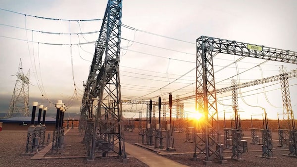El Gobierno avanza en la desregulación de un sistema de energía eléctrica al límite El Gobierno avanza en la desregulación de un sistema de energía eléctrica al límite