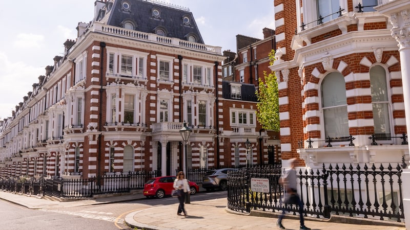 Aluguéis sobem em Londres com maior procura de famílias vindas do Oriente Médio Aluguéis sobem em Londres com maior procura de famílias vindas do Oriente Médio